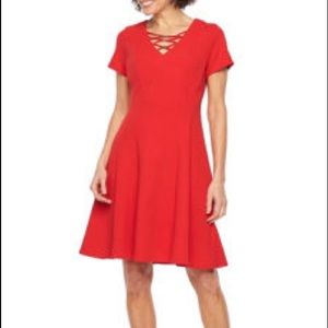 Alyx Short Sleeve Fit
Flare Dress